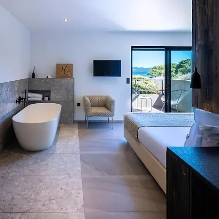 Hotel Restaurant Mariosa 4* Porto-Vecchio (Corsica)